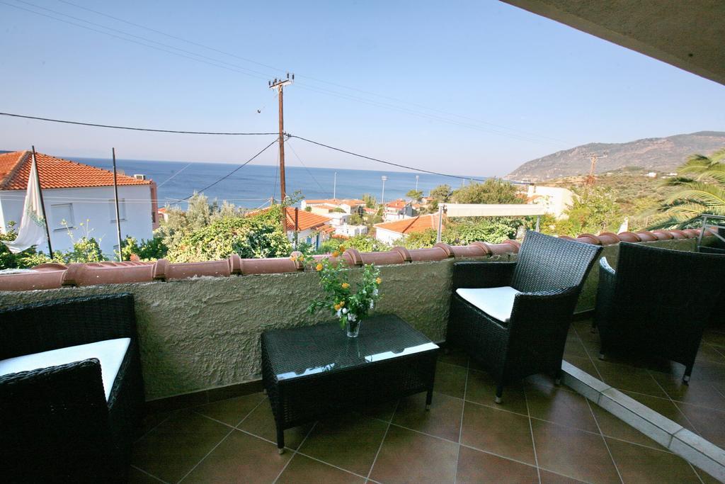 Sandy Bay Hotel Plomari Exterior foto