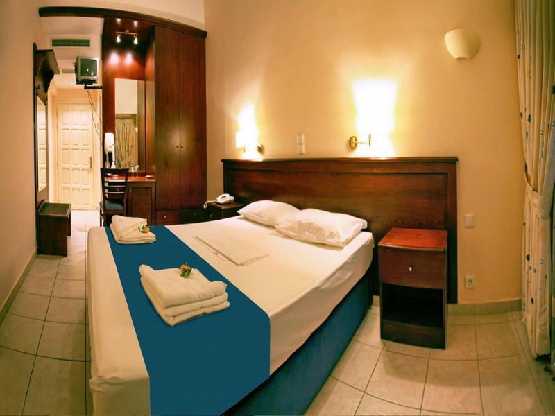 Sandy Bay Hotel Plomari Exterior foto