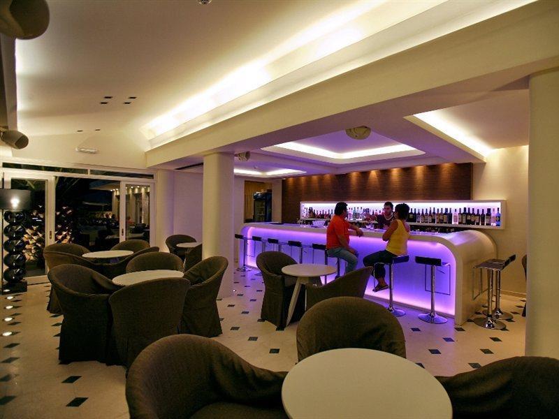 Sandy Bay Hotel Plomari Exterior foto